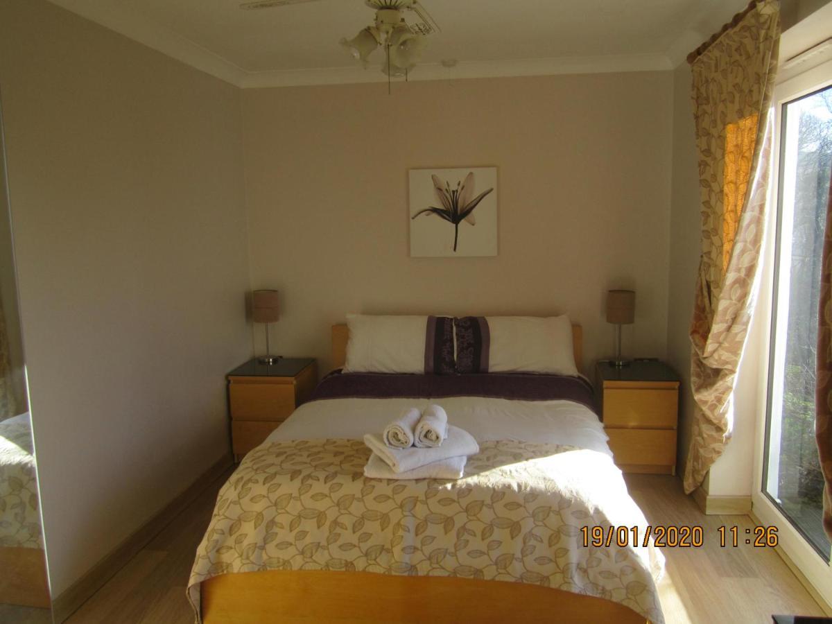 Cwmbach Guest House Neath Εξωτερικό φωτογραφία