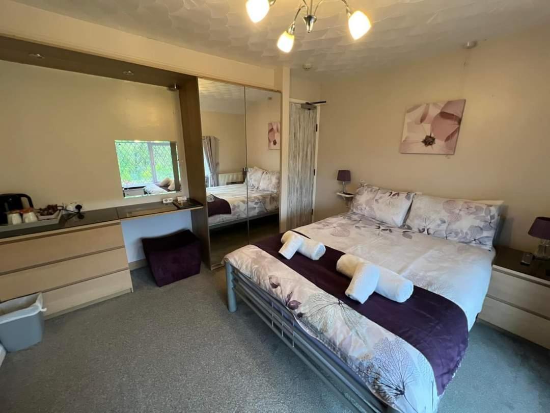 Cwmbach Guest House Neath Δωμάτιο φωτογραφία