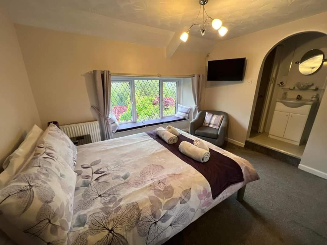 Cwmbach Guest House Neath Δωμάτιο φωτογραφία