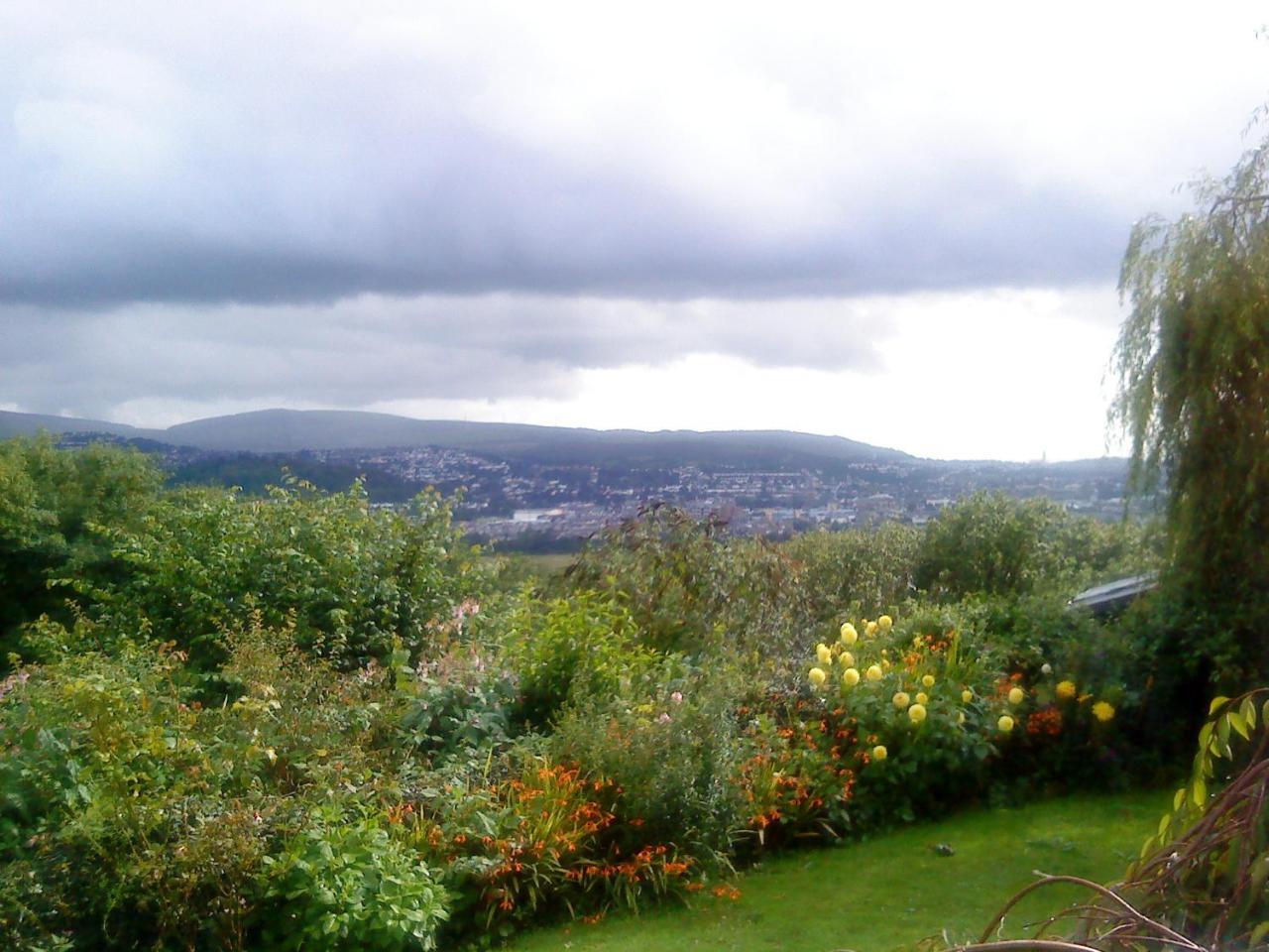Cwmbach Guest House Neath Εξωτερικό φωτογραφία